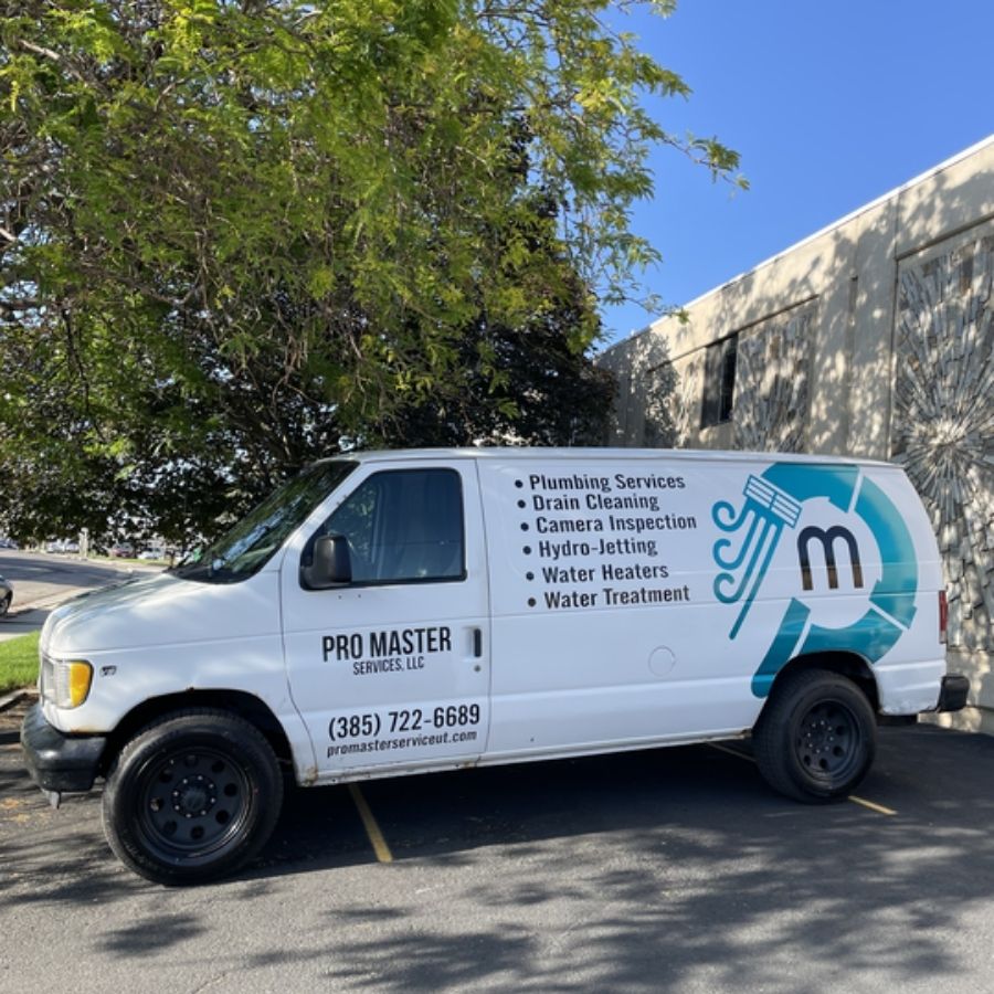 Pro master service service van